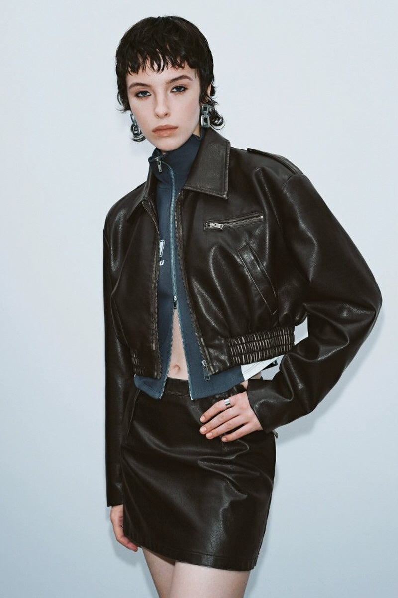 Standard One-Pocket Black Leather Jacket